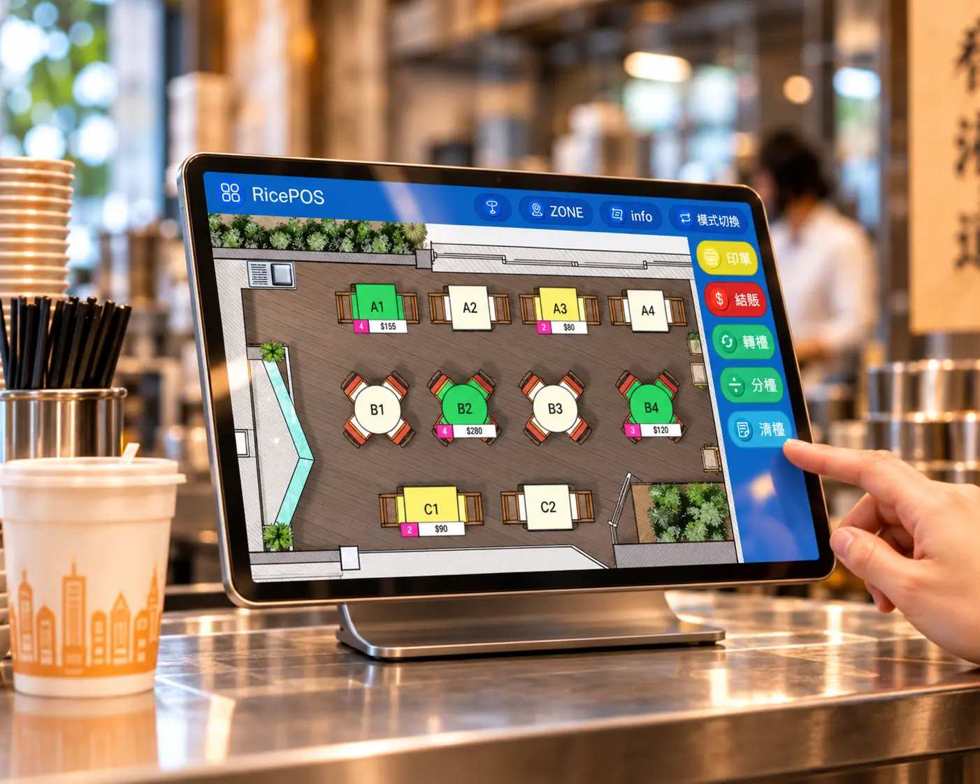 香港茶餐廳收銀位置使用觸控 POS 點餐的場景示意